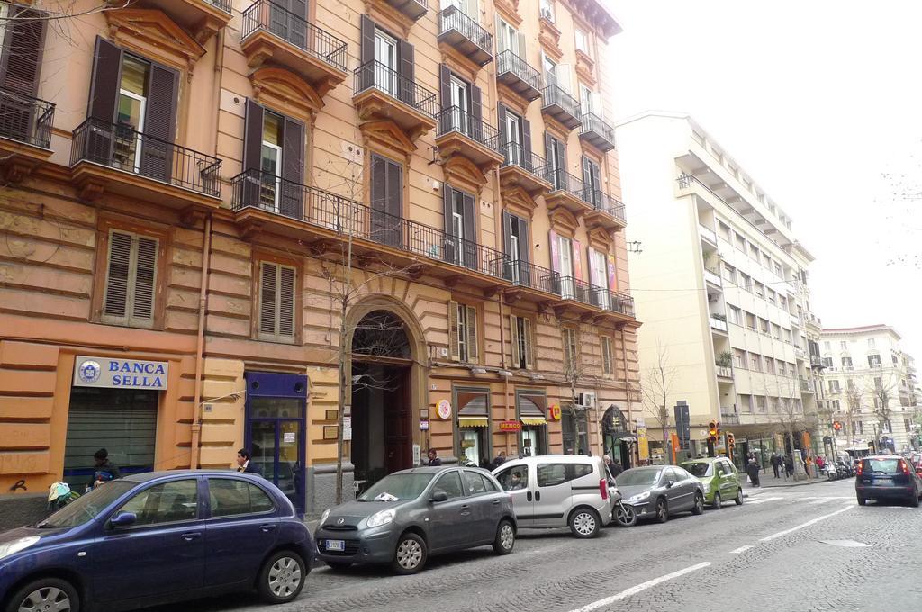 Fiori Scarlatti * Napoli